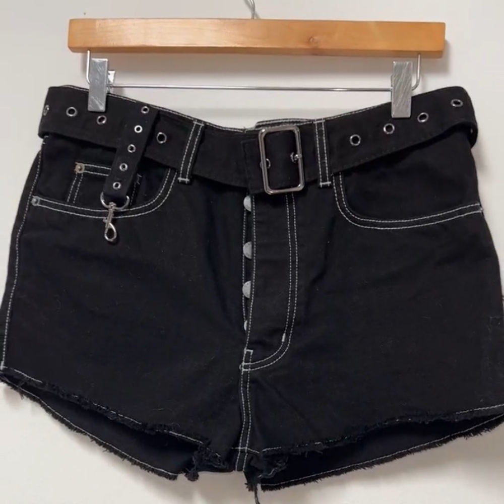 Carmar black shorts size 29